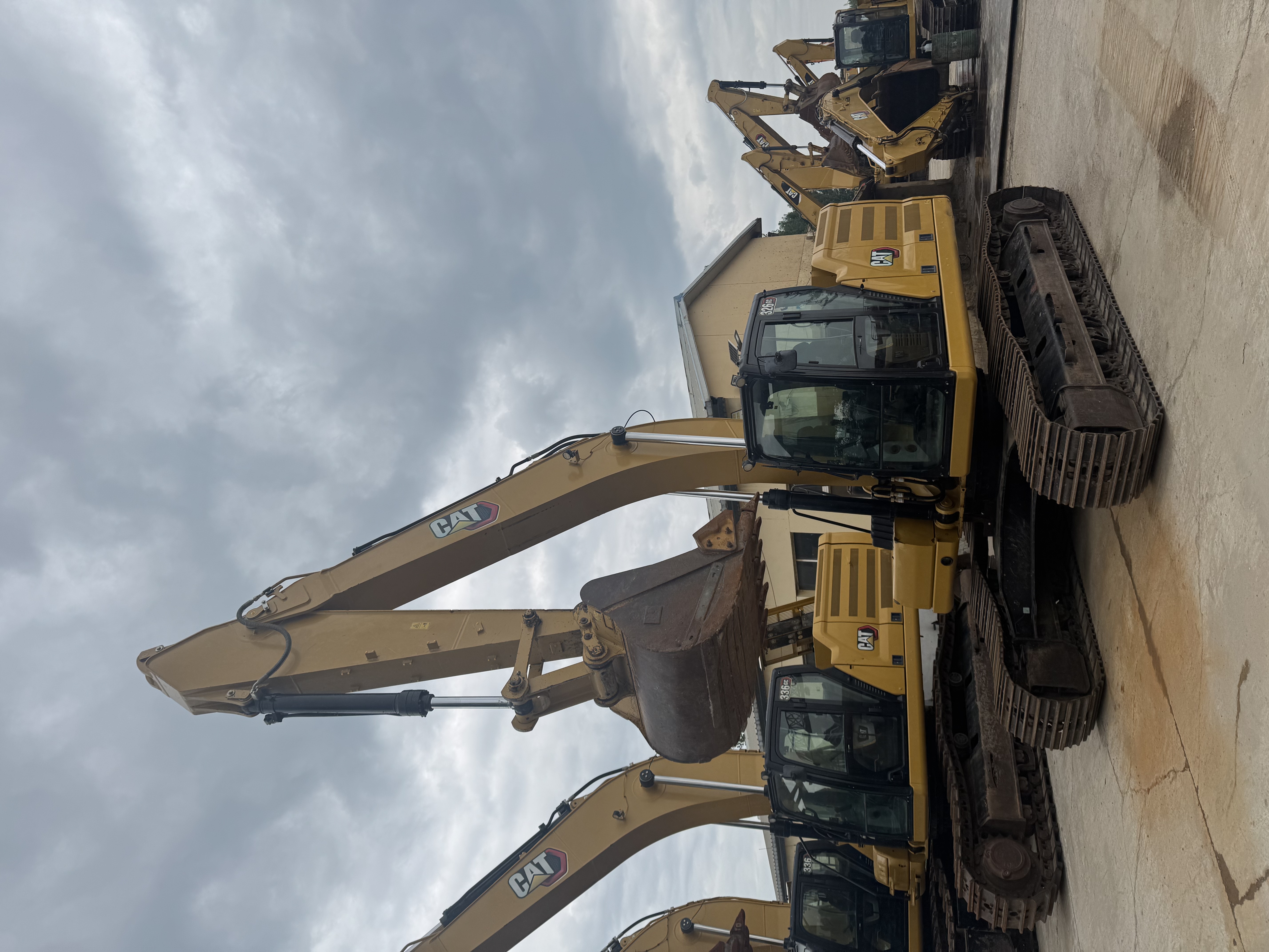 CAT 326GC
